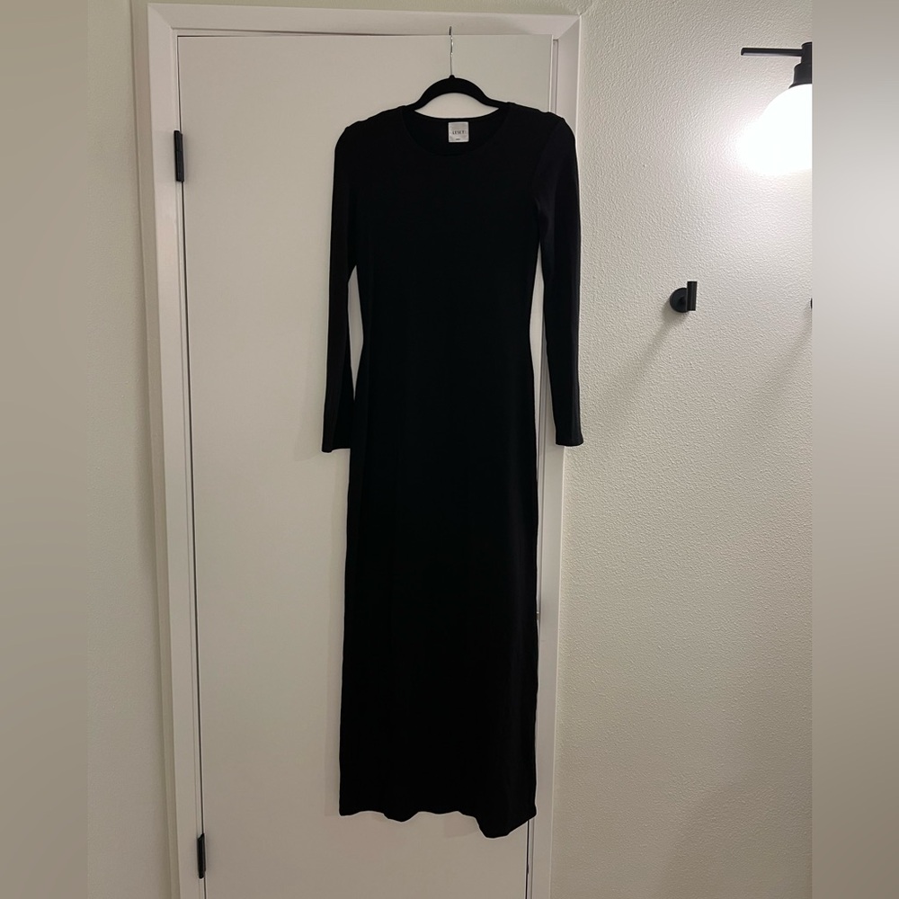 LESET Lauren Black Long Sleeve Dress